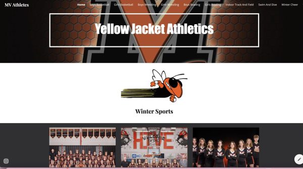 Jacket Journal staff updates the athletic department sports pages