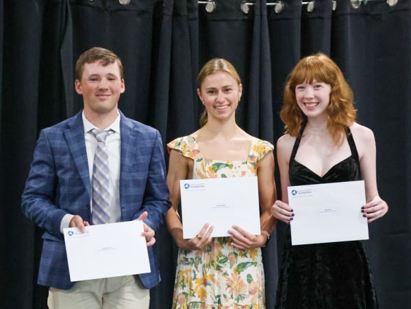 48 Mount Vernon High School Seniors Honored at Annual Awards Night